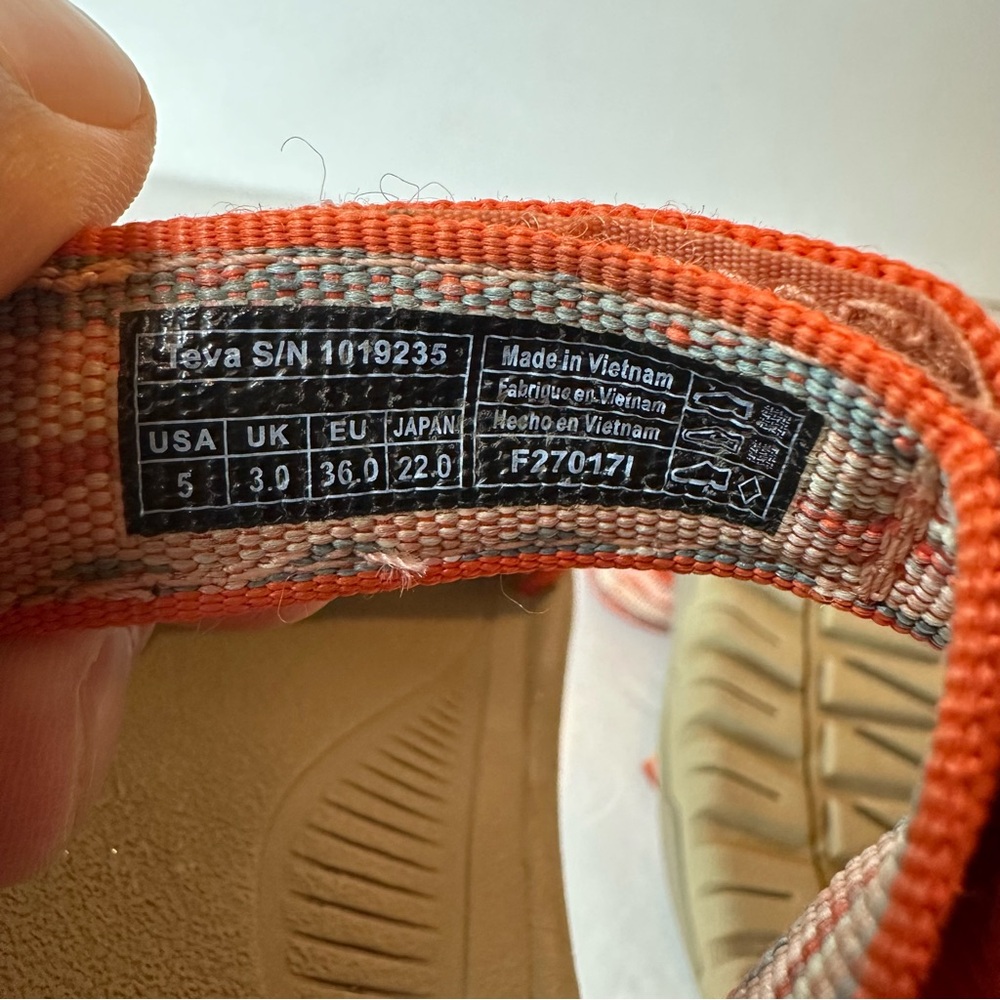 Teva Hurricane XLT2 Strap-On Sandals Orange/Pink Women Size 5 - Picture 10 of 10